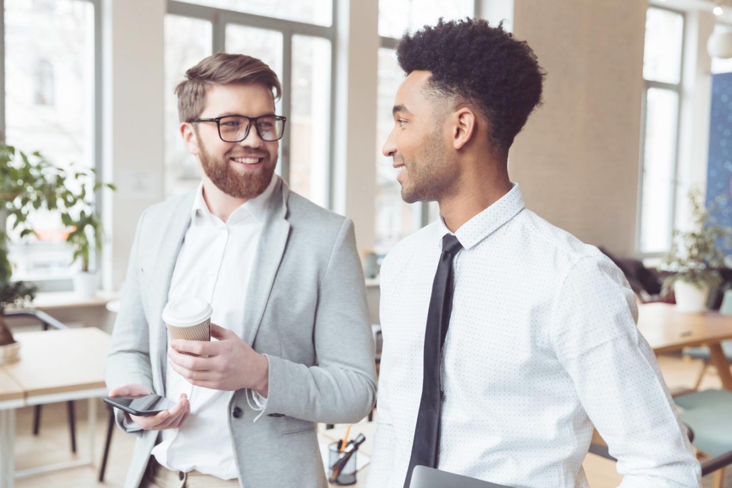 Praktische Anwendung der Fundamentalanalyse mit echten Unternehmensberichten